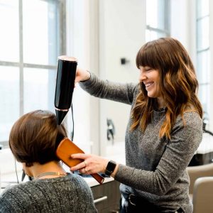 rent-a-chair-agreement-hairdresser